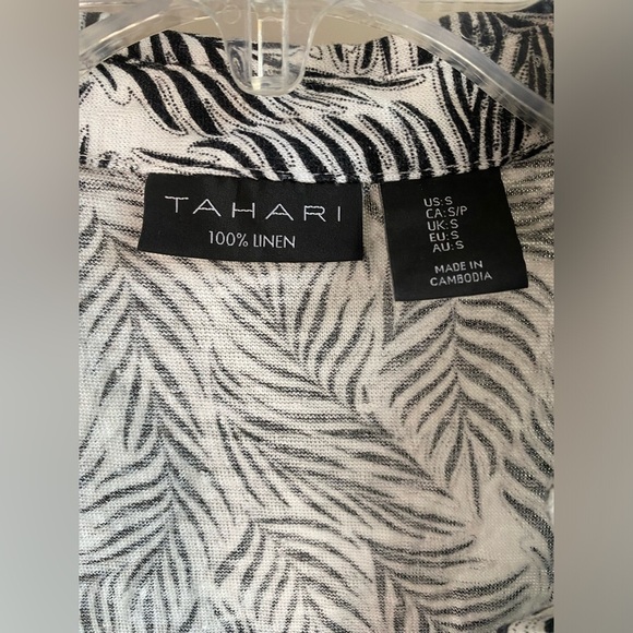 Tahari 100% linen palm leaf tropical style drop shoulder v-neck shirt - Picture 2 of 6